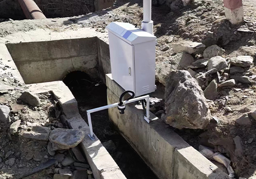 超聲波無堰槽明渠流量計(jì) 超聲波無堰槽明渠流量計(jì)